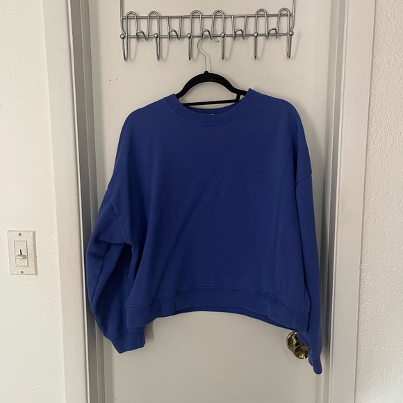 Old Navy Tops - Old Navy Classic Crewneck Sweatshirt in Cobalt Blue